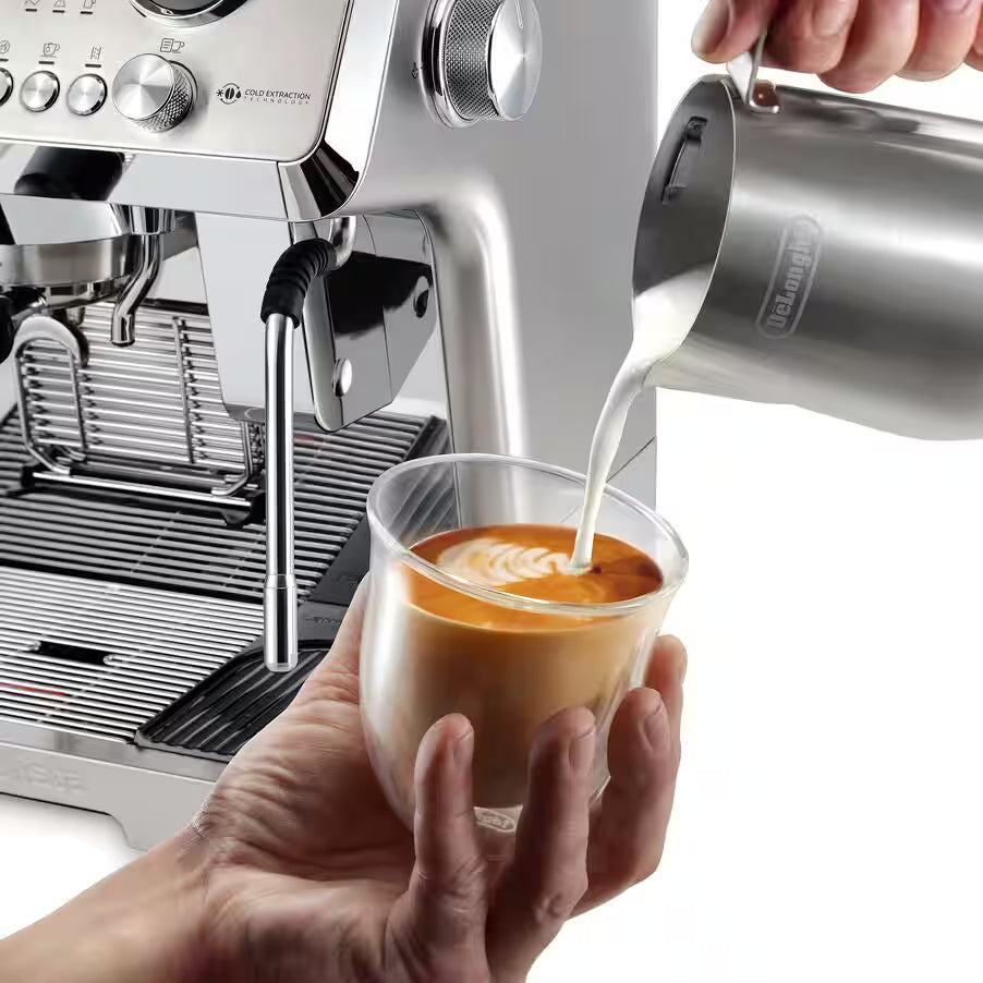 DeLonghi La Specialista Maestro EC9885M -19 bar Italian pump