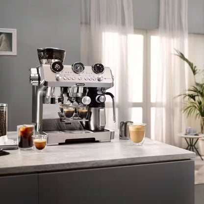 DeLonghi La Specialista Maestro EC9885M -19 bar Italian pump