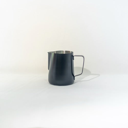 USS Milk Pitcher 600ml Black/White/Silver