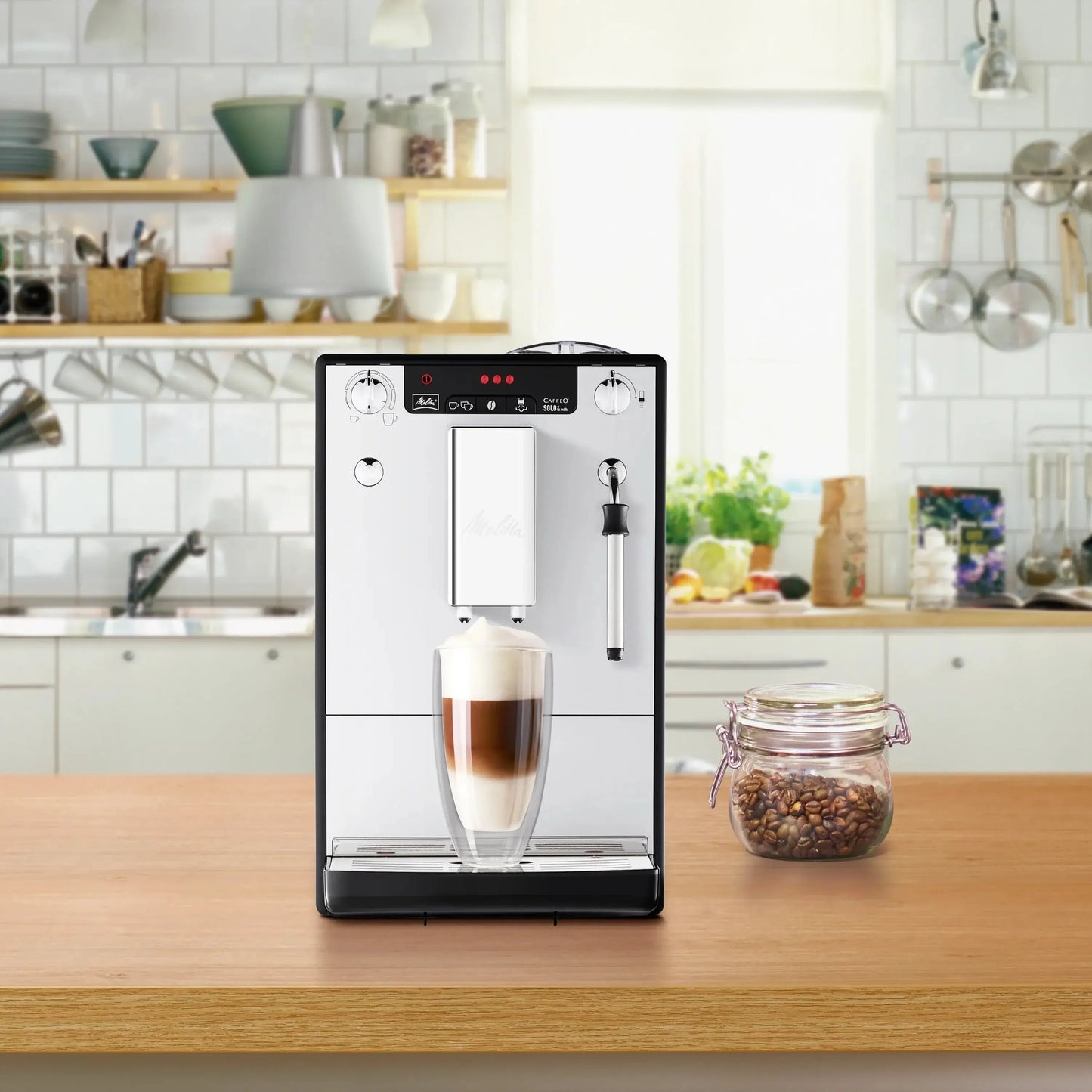Melitta Solo & Milk Coffee Machine – Automatic Espresso Machine with Milk Frother, Bean to Cup Coffee Maker, Compact Coffee Machine for Home