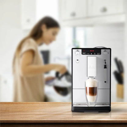 Melitta Solo & Milk Coffee Machine – Automatic Espresso Machine with Milk Frother, Bean to Cup Coffee Maker, Compact Coffee Machine for Home